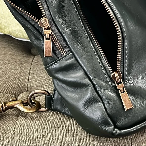 Sundance Forest Green Leather Marlow Sling Bag - Picture 3 of 10